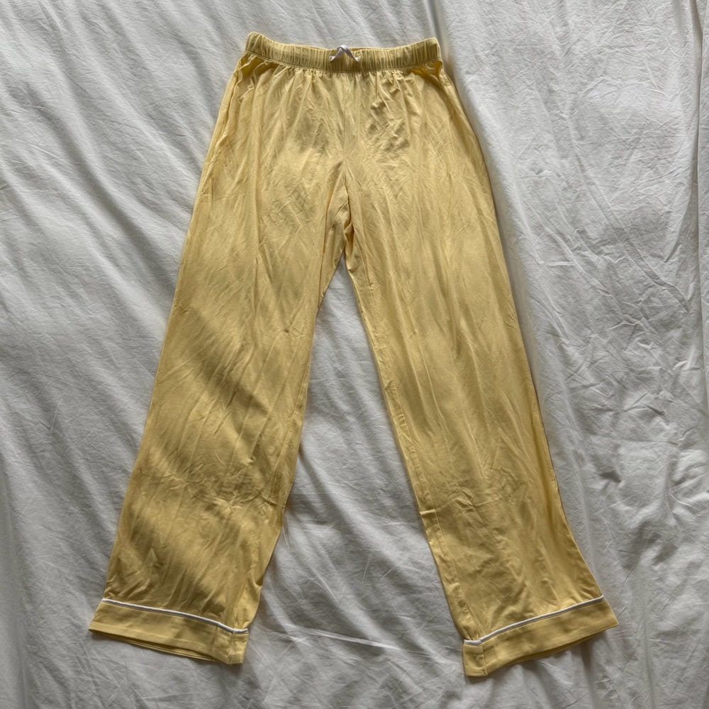 NWT KATIE J NYC JUNIOR MAIA SOLID LOUNGE SET in butter yellow size XS - Picture 4 of 7